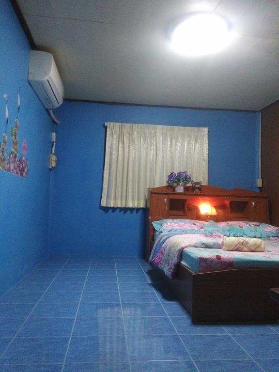 Patchaya Guesthouse Amphawa Exterior photo