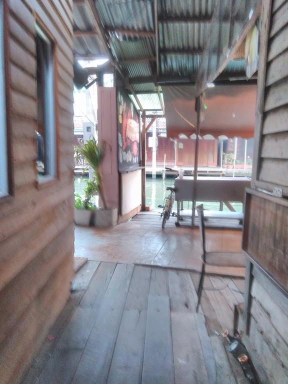 Patchaya Guesthouse Amphawa Room photo